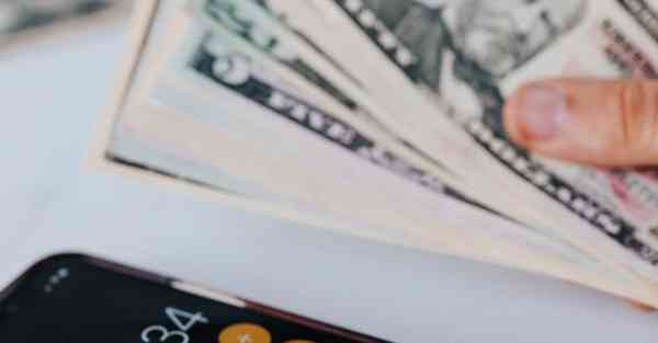 步步高智能机器人早教机：引领智能早教新时代