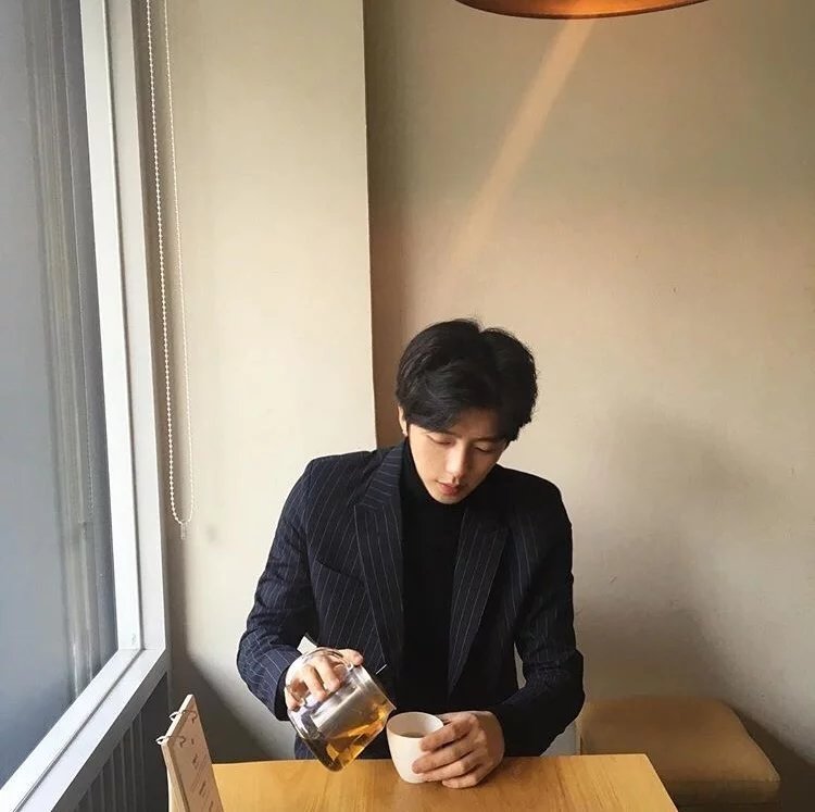 闻人枫烁旭