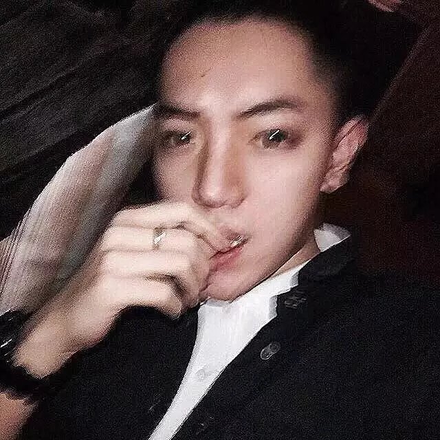 傅萱波娅
