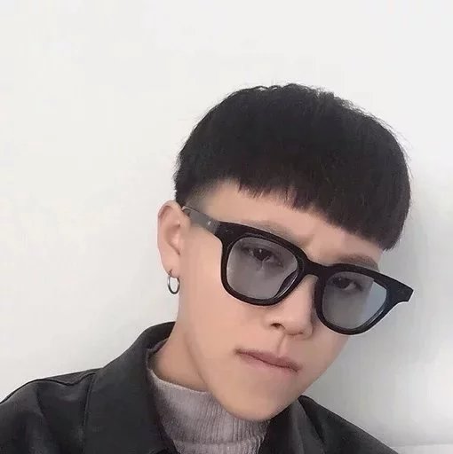 终国霄哲