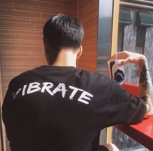 诸俊岩菁