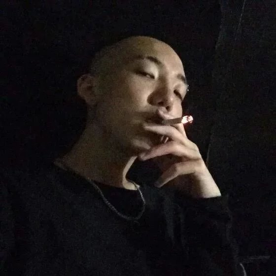 农平巧伟