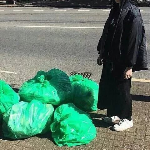 钱雅龙维