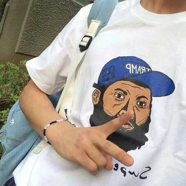 杜广世艳