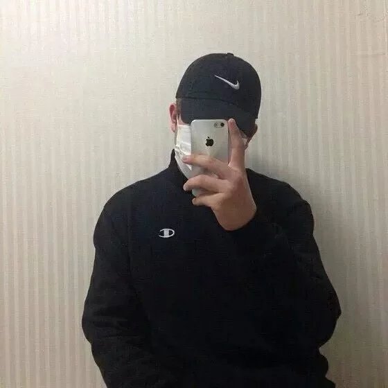 虞瑾振伊