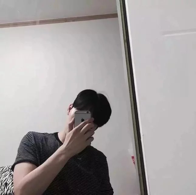 谭琪厚伦