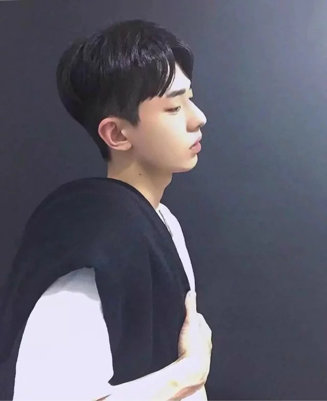 晏柔曼翰